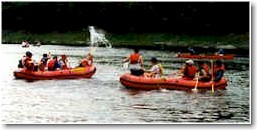 Raft02small.jpg (12110 bytes)